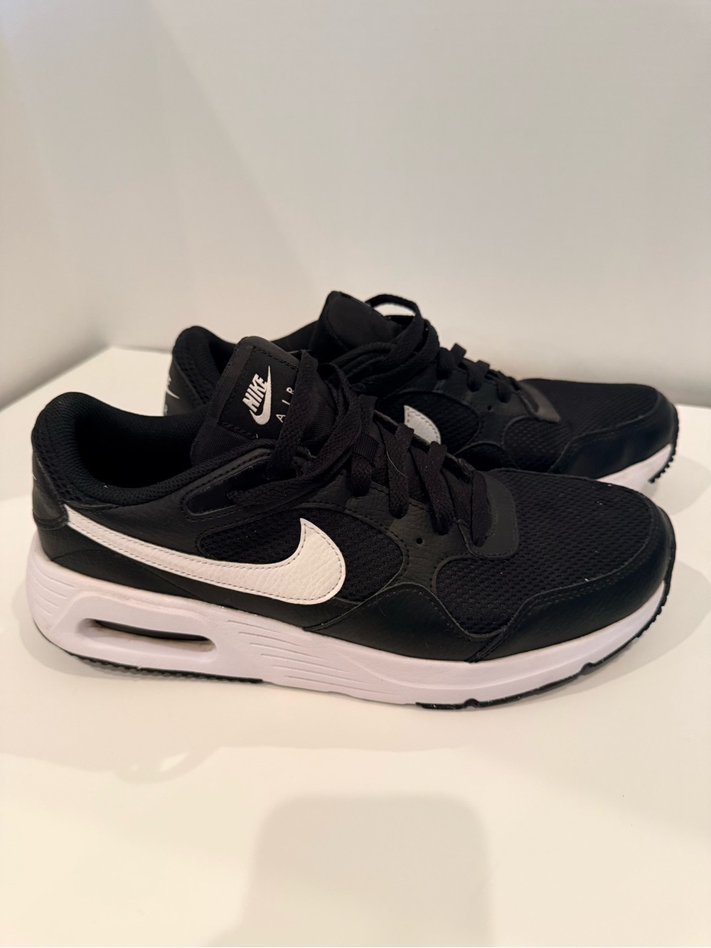 Nike Black and White Men's Athletic Sneakers